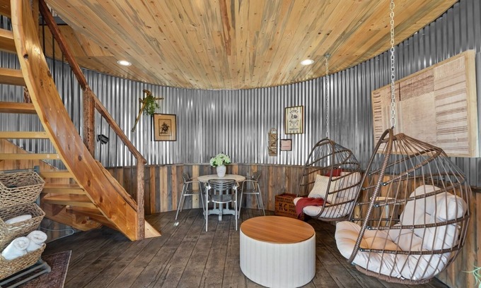 Fredonia Cabina | Southwest Silo Stay- 1 Bedroom Near Zion & Bryce