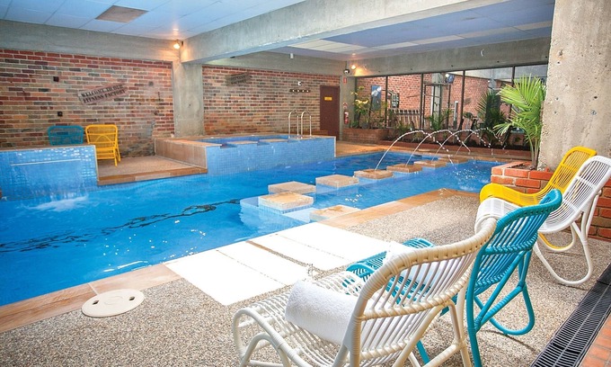 Golden Point Hotel | Sovereign Park Motor Inn