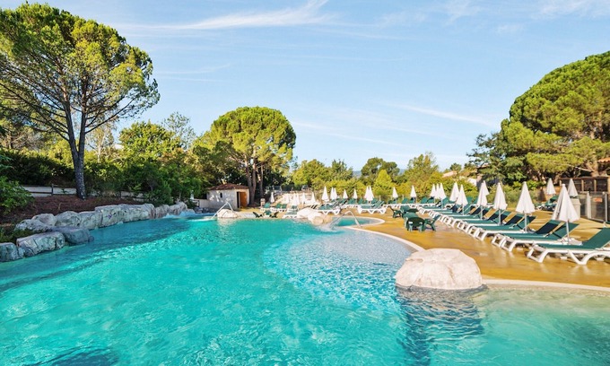 Rouret Hotel | Sowell Family le Vallon