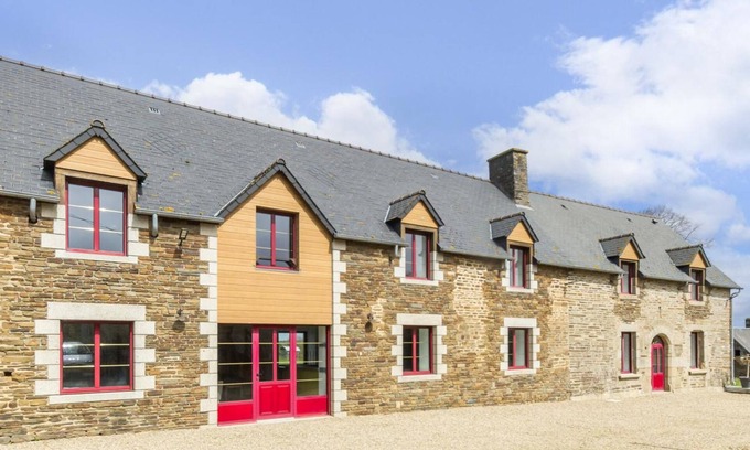 Saint-Laurent-de-Terregatte Cabaña | Casa rural con jardín, cerca de Mont St-Michel ¡Ideal para familias y teletrabajo!