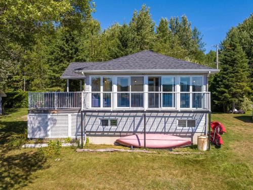 Saint-Remi-de-Tingwick Chalet De Esquí | Spa & Lake Access - Le Chic Shack des 3 lacs