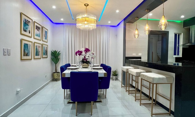 Santiago Province Apartamento | Spacious 3-bedroom apartment with AC, WiFi in amazing Santiago de los Caballeros