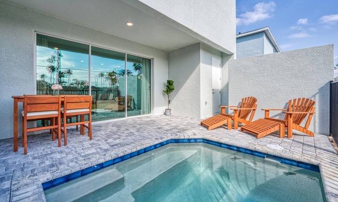 West Kissimmee Villa | Space and Comfort for Your Disney Vacation