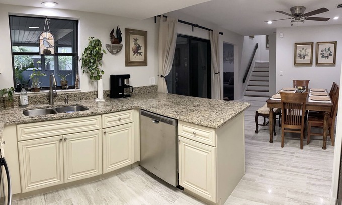 Titus Village Casa | Space Coast / KSC / Playas / Titusville