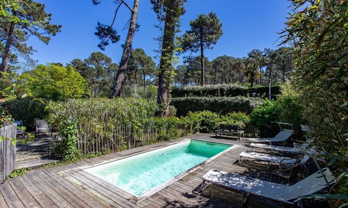 Piraillan Casa | Spacieuse villa familiale avec piscine pour 12 personnes Piraillan