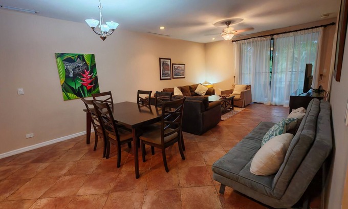 Santa Barbara Apartamento | Spacious 3-bedroom apartment in delightful Guanacaste with AC, WiFi