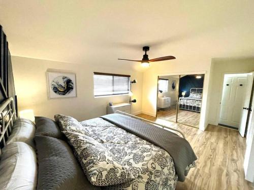 Yorktown Casa | Spacious 1 bedroom less than 1 mile to Beach & DT