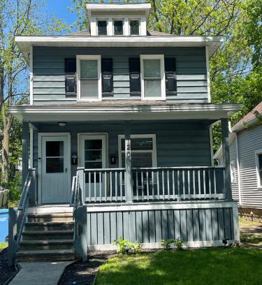 Lansing Apartamento | Spacious 1 Bedroom Duplex