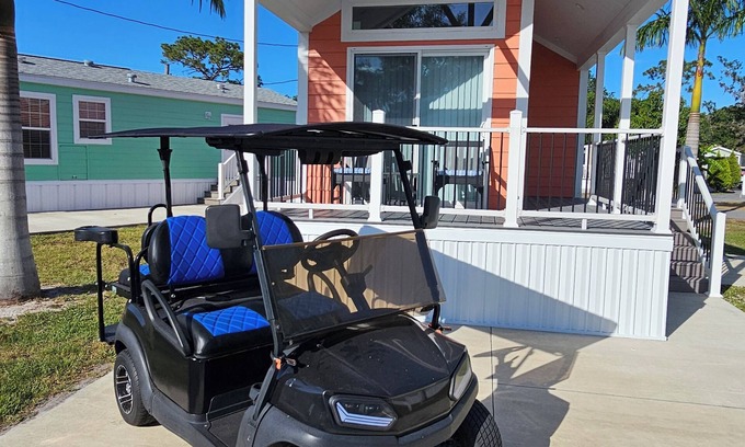Kissimmee Complejo | SPACIOUS 1 BEDROOM LOFT GOLF CART IN DISNEY AREA 5 STAR RATED MILL CREEK RESORT