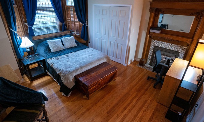 North Philadelphia Apartamento | Spacious 1 BR, 2bath located 2 blocks from Temple Hospital