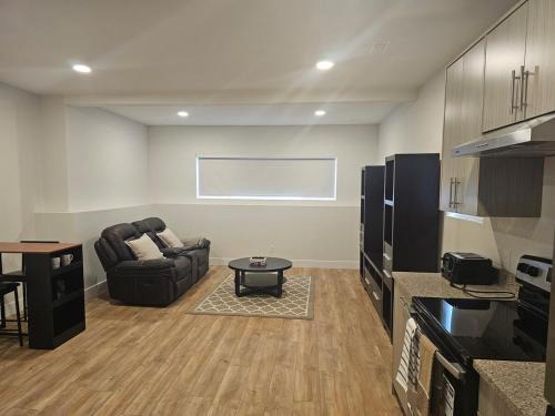 Prince George Apartamento | Spacious 1 BRD Basement Suite
