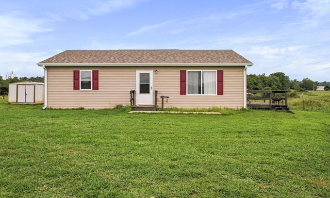 Dora Cabina | Spacious 1200sf cabin (5) in Ozark county near the river. Pets allowed.