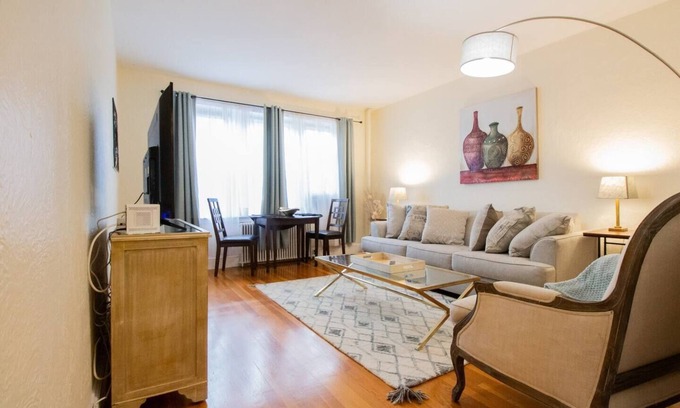 Commonwealth Apartamento | Spacious 1Bed, Boston Coll, Elevator, Roof Deck