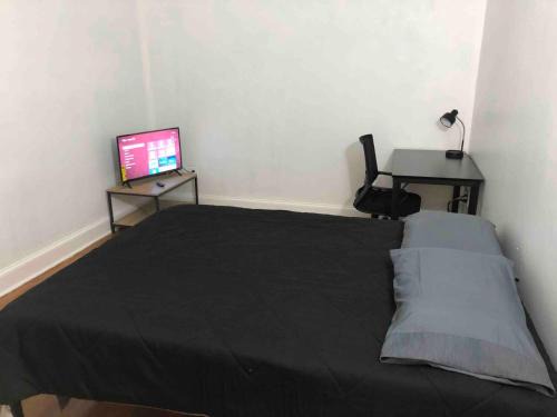 Paterson Apartamento | Spacious 2 bedroom apartment with 1 bathroom and private street entrance