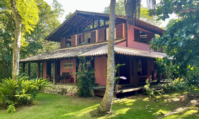 Marau Casa | Spacious 2-bedroom house with AC, WiFi in peaceful Maraú