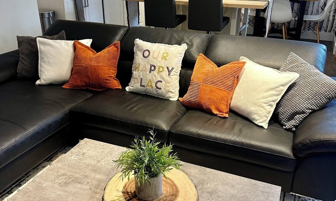 Squamish Casa | Spacious 2-bedroom Squamish retreat. Pet friendly!