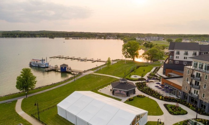 Canandaigua Condominio | Spacious 2 bedroom on Canandaigua Lake
