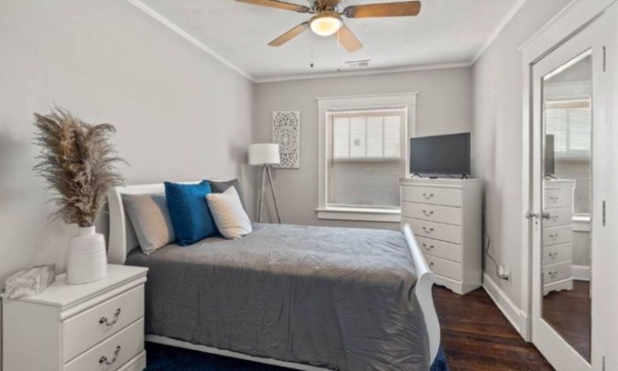 Riverview Apartamento | Spacious 2 Bedroom 10 minutes from downtown Kansas City