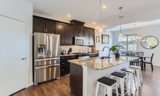 Louisville Casa | Spacious 2BDR Modern Townhome in Louisville