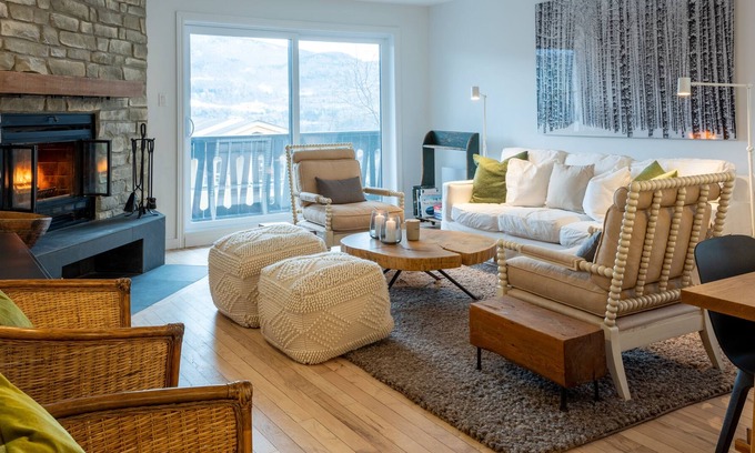Mont-Tremblant Condominio | Spacious 2BDR with Mountain View 414