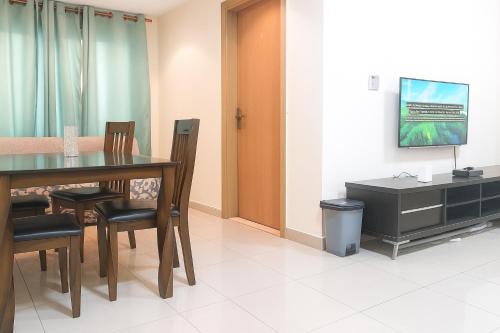 Al Nahda Apartamento | SPACIOUS 2BHK VACATION HOME IN DUBAI SHARJAH BORDER By MAUON COM