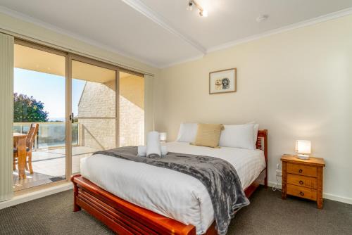 Narrabundah Apartamento | Spacious 2BR APT Panoramic Views Central Location - Hosted by CanStay