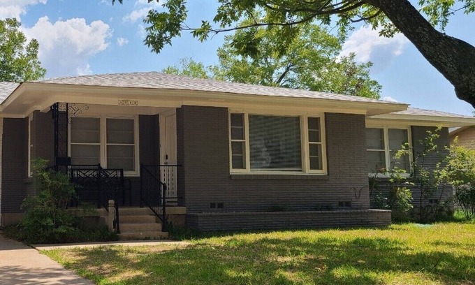 Temple Apartamento | I35 GEN Bruce Fenced Yard Near Scott and White DOGS