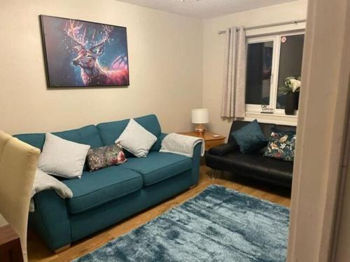 Clydach Casa | Spacious 2BR House with Sofa Bed & Parkin