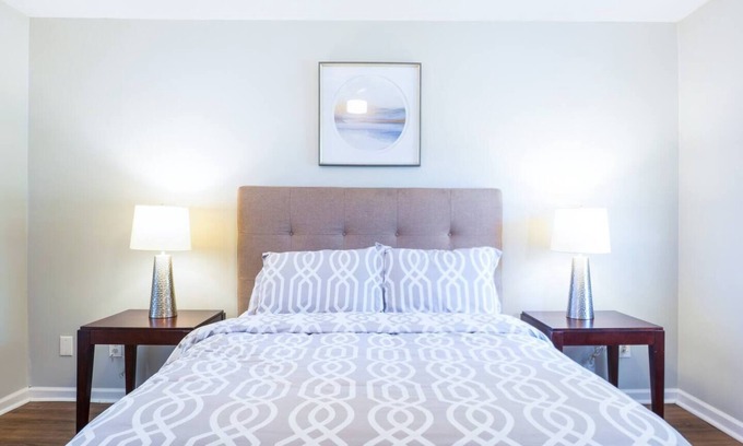 Calhoun Casa | Spacious 2BR Ideal for Long-Term Business Stays