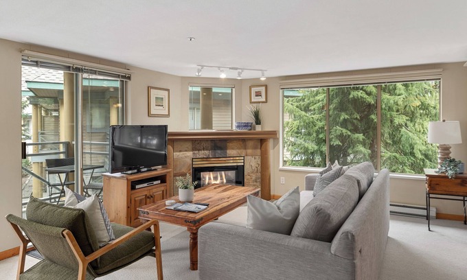 Village North Casa | Spacious 2BR | Steps from Village | Free Parking | Managed By Aloha Whistler