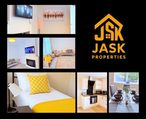 Bristol Casa | Spacious 3-Bed Contractor-Friendly Home