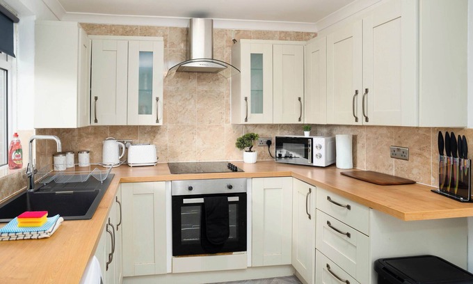 Washington Casa | Spacious - 3 Bed - Free Parking