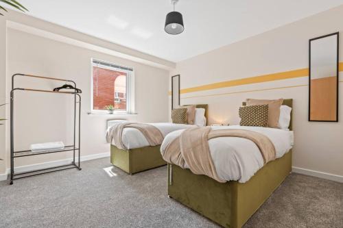 Leicester City Centre Apartamento | Spacious 3-Bed Ground Floor Apartment in Central Location, Family Friendly, Free Wi-Fi, Sleeps 7