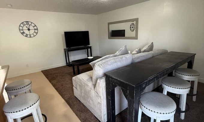Roosevelt Casa | Spacious 3-Bed Townhome in Roosevelt, UT – Ideal for Outdoor Adventurers