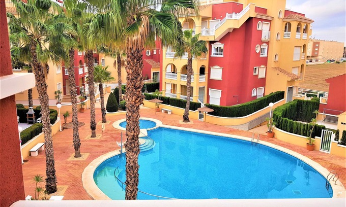 Los Alcázares Apartamento | Amplio apartamento de 3 dormitorios y 2 baños - complejo de Puerto Marina con vistas a la piscina