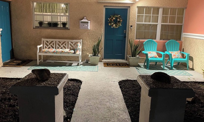 Driftwood Casa | Spacious 3-bedroom 2-bath house only 0.3 miles from the Hard Rock Hotel!