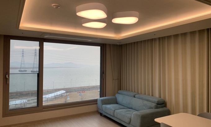 Siheung Apartamento | Spacious 3-bedroom apartment with peaceful and beautiful ocean view