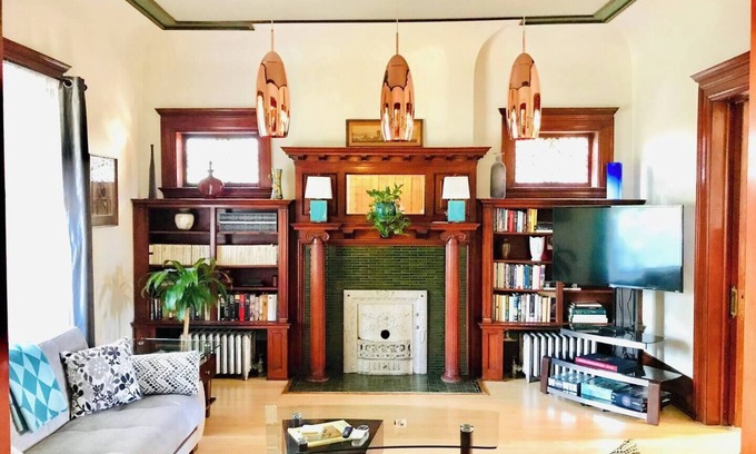 City Park Apartamento | Spacious 3-bedroom apartment with WiFi, AC in charming Denver