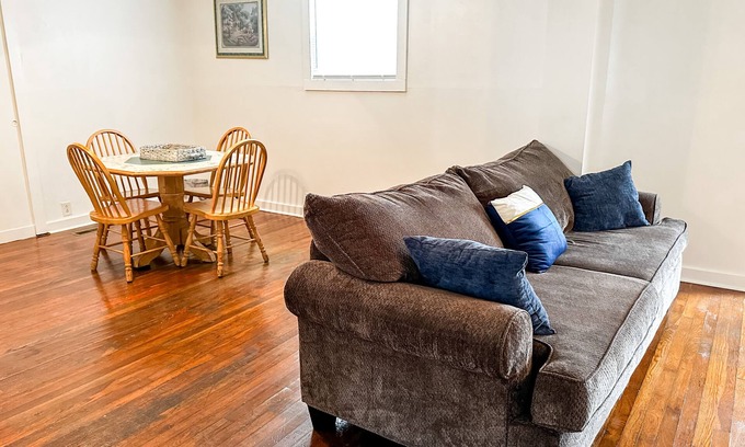 Betsy Layne Apartamento | Spacious 3 Bedroom Apartment at Harold KY!