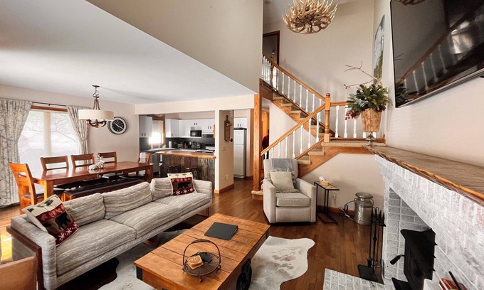 North Troy Condominio | Spacious 3-bedroom condo in Jay