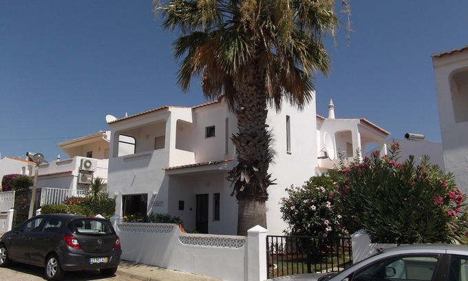 Almadena Villa | Amplio 3 Dormitorio Villa con piscina privada
