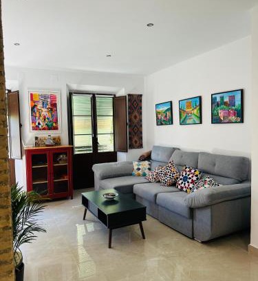 San Ildefonso Apartamento | Spacious 3-bedroom family apartment in the historic center, Albaicín