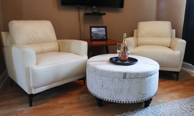 Castlegar Casa | Spacious 3 bedroom home that sleeps 7 with large deck and great views