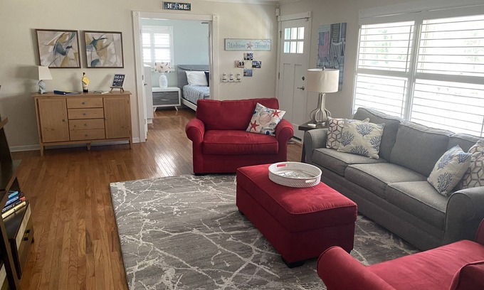 Southport Casa | Spacious 3 bedroom House with screen porch .6 mile from downtown Southport, NC
