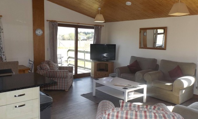 Offenham Cabina | Spacious 3 bedroom lodge at Avonvale Holiday Lodge