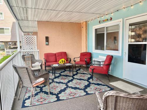 North Ocean City Casa | Spacious 3-Bedroom Ocean Block Condo in North Ocean City Steps to the Beach