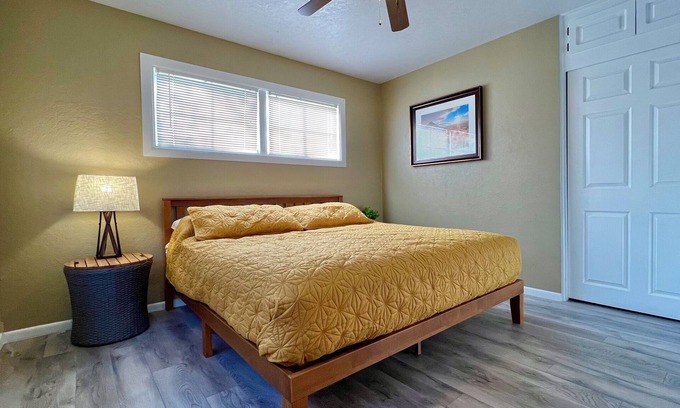 Roswell Casa | Spacious 3 bedroom Pet Friendly Home