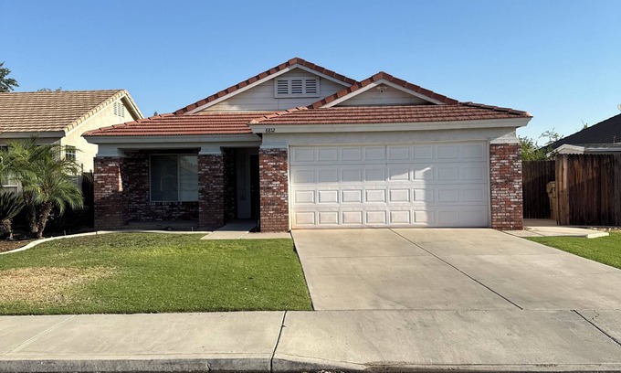 Greenacres Casa | SPACIOUS 3 BEDROOM HOME