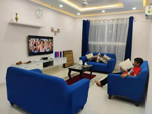 Agara Apartamento | Spacious 3 BHK inHigher flr with Sunset, Lake View