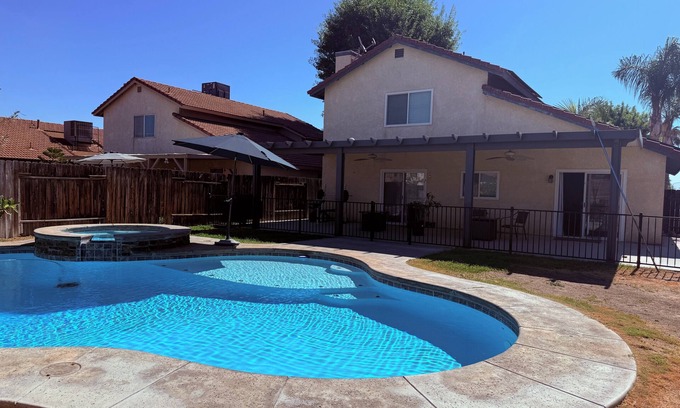 Pumpkin Center Casa | Spacious 3BR/2.5BA Home w/ Pool